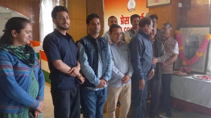 Shimla: Congress p. Tributes paid to Jawaharlal Nehru on his death anniversary