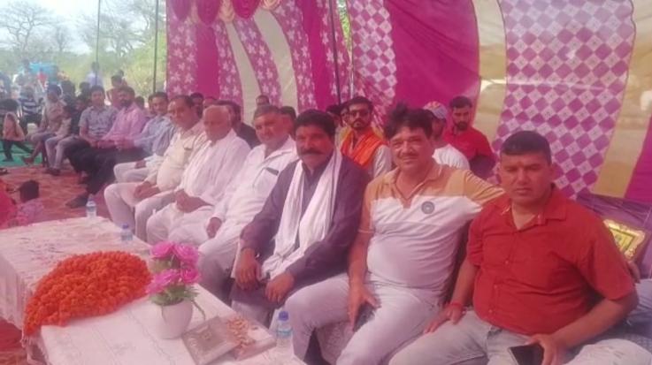 Indora: Baba Kayalu Maharaj's fair celebrated with pomp in Ghagwan