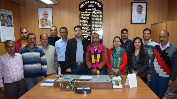 Solan: Theater Inspector Dalip Kumar retired after 30 years of service