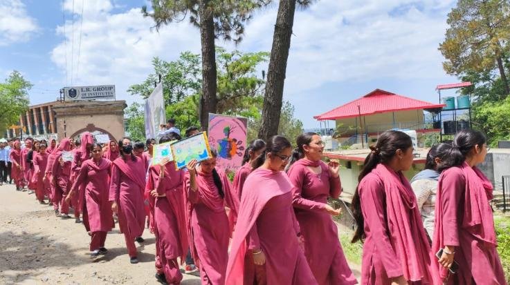 LR B.Ed Educational Institute started cleanliness campaign in Javali