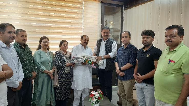 Indora: Ceremony organized in honor of Radhika Katoch and Vijay Inder Saini