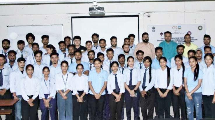 Baddi: Mock exercise in IEC University] Teach methods of disaster prevention 123 333