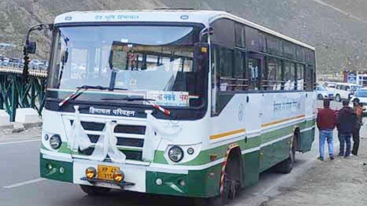 Bus service started on country's longest route Delhi-Leh