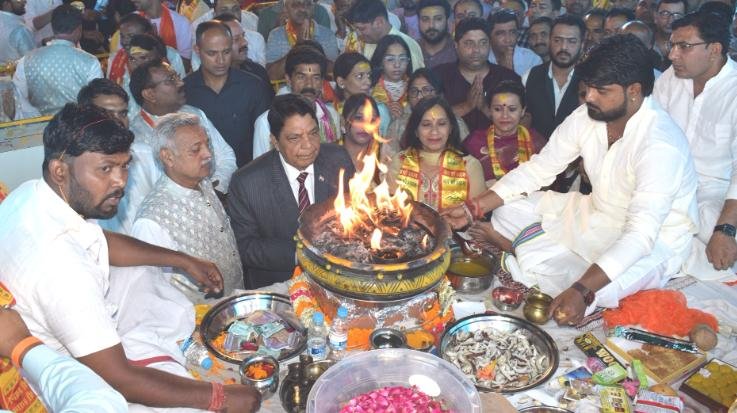 Solan : Dr. Shandil participated in Bhajan Sandhya