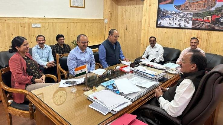  Target to set up 473 units in the state under the Prime Minister's Employment Generation Program: Industries Minister