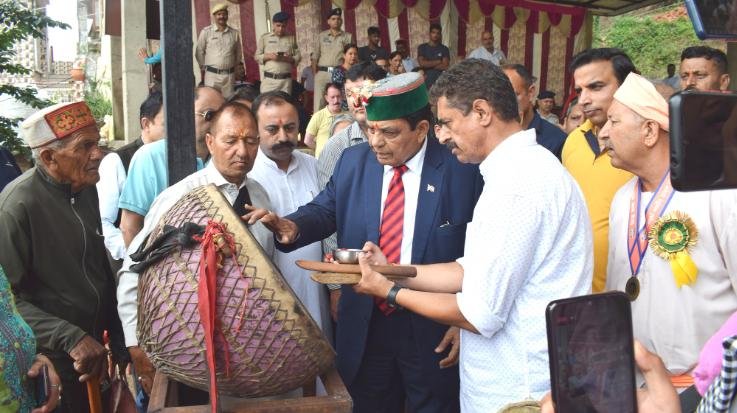 Solan: Protecting the unity of the country is the collective responsibility of all: Dr. Shandil