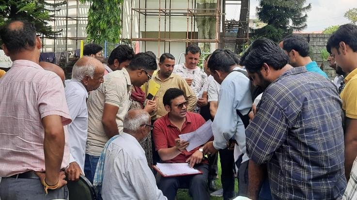 Kangra: RS Bali, President of State Tourism Development Corporation, listened to public problems in Nagrota Bagwan