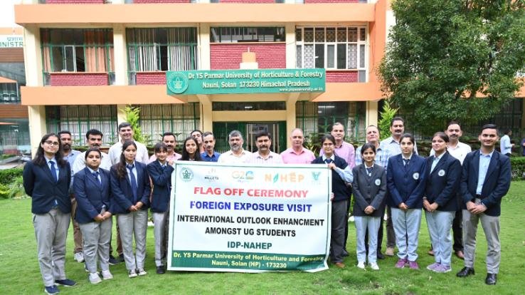 10 students of Nauni University leave for Bangkok for training