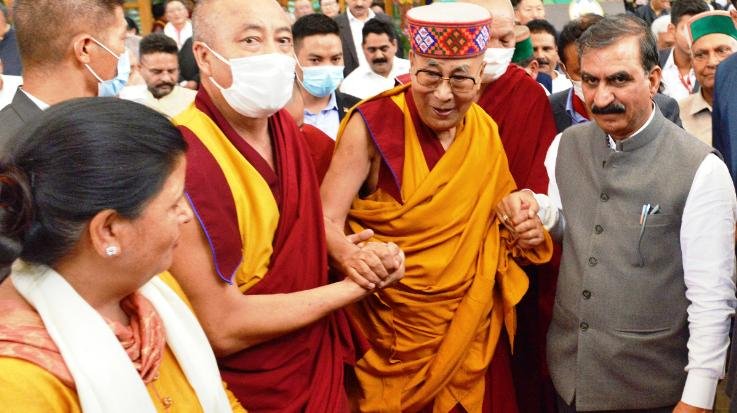 Chief Minister wishes spiritual leader Dalai Lama on his birthday 111