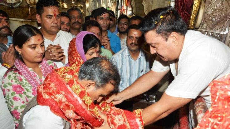 Una: Chief Minister offered prayers at Mata Chintpurni temple