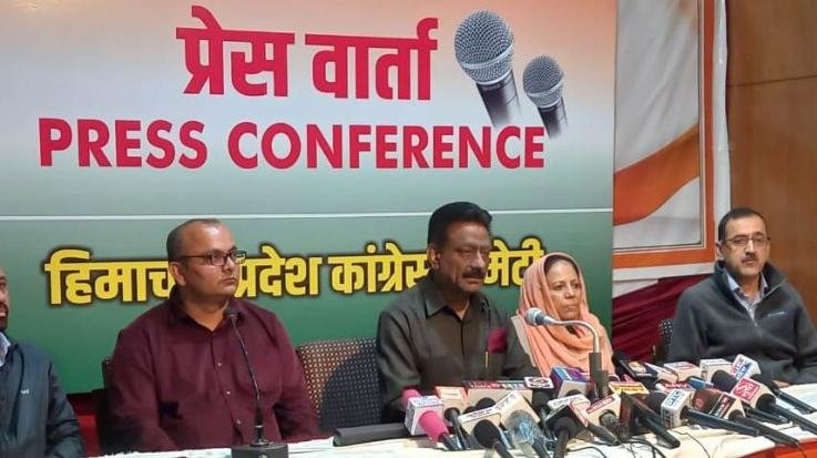 Shimla: Government should restore the roads of apple-dominated areas as soon as possible: Rathore