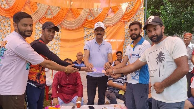 Jaisinghpur: Alampur became champion by defeating Jangal, former MLA Ravindra honored