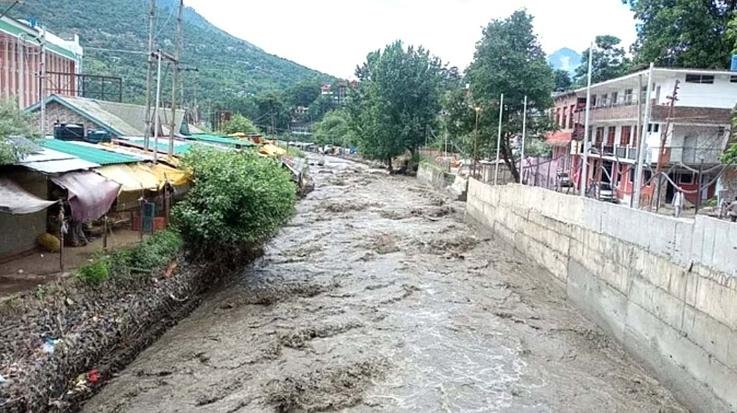 Cloud burst again in Kullu, two houses; 5 cow sheds