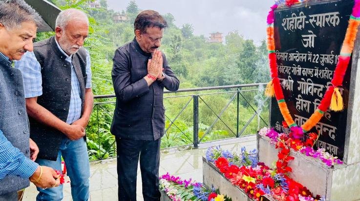  Tribute paid to the farmers who were martyred in the farmer's movement in Kotgarh