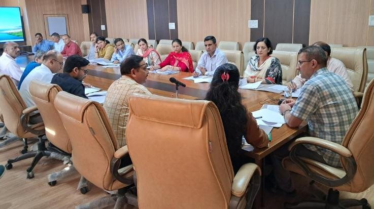 Nahan: All CDPOs should inspect Anganwadi centers on 20 days of the month: DC