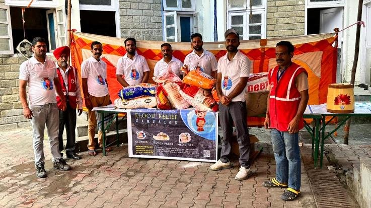 Awaaz Foundation distributed ration to flood affected people at Vyas Sadan in Mandi