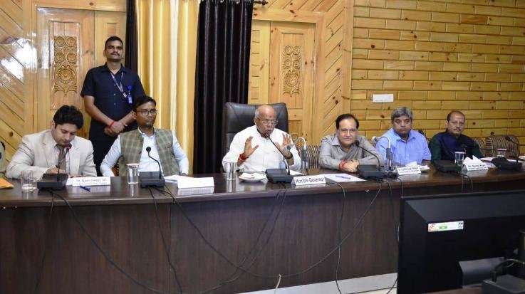 Governor reviews progress of Central schemes in Chamba