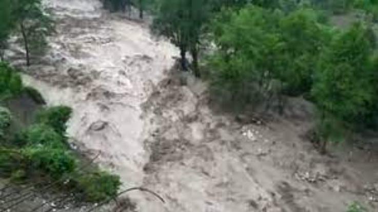 Kullu: Cloud burst in Gadsa's Panchnala, 2 bridges washed away; 5 houses demolished