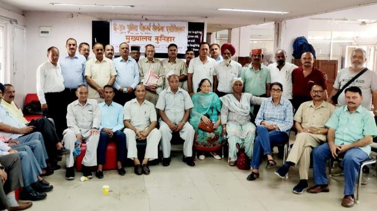 Kunihar: Police pensioners urged the Director General to consider the demands 122