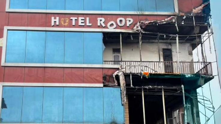 Lightning struck a hotel in Sundernagar, loss of 20 lakhs