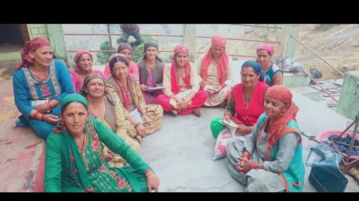 Sirmaur: Chandrayaan 3's success a moment of joy and pride: Mahila Mandal Devathana Nandi