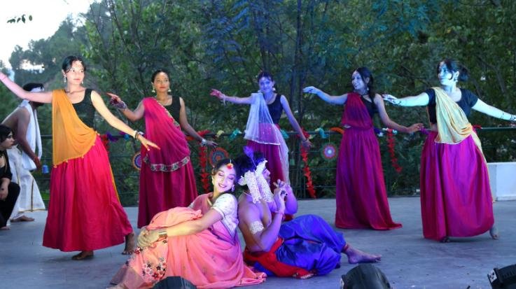 Solan: Shri Krishna Janmashtami celebrated with devotion and enthusiasm in Shoolini University.
