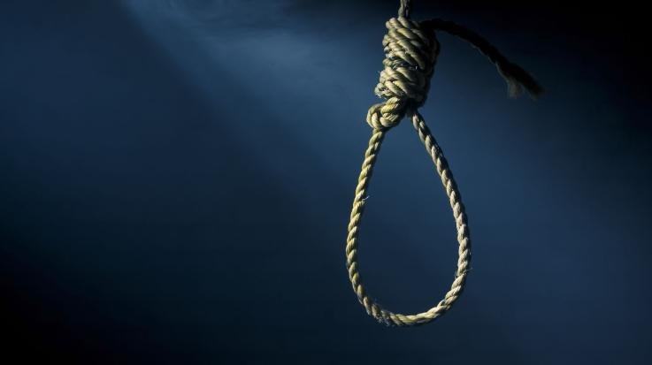 Shimla: Dead body of a youth of Nepali origin found hanging from an apple tree.