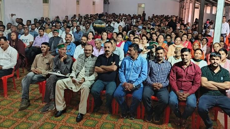 Block Congress Committee Renuka ji celebrated her death. Prem Singh's birth anniversary 122