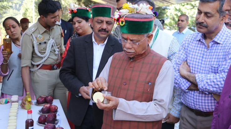 Governor laid emphasis on adopting natural agriculture in Kalpa