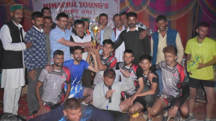 Nauhradhar team captured volleyball trophy