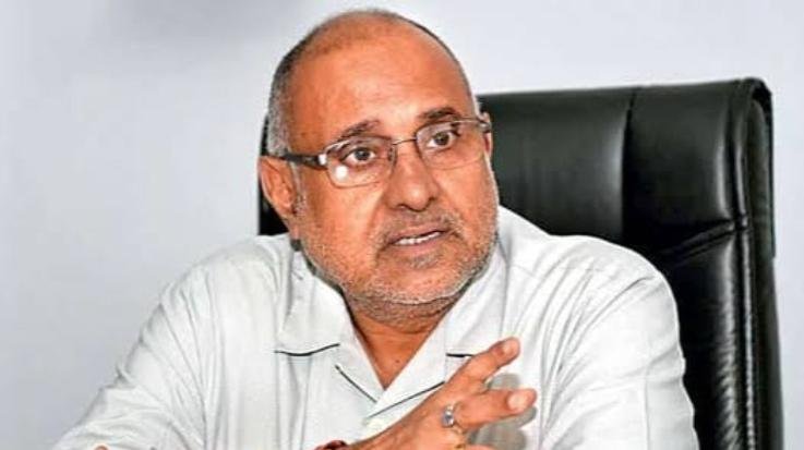 In Kupvi College without teacher, only seven out of 70 students passed: Khanna