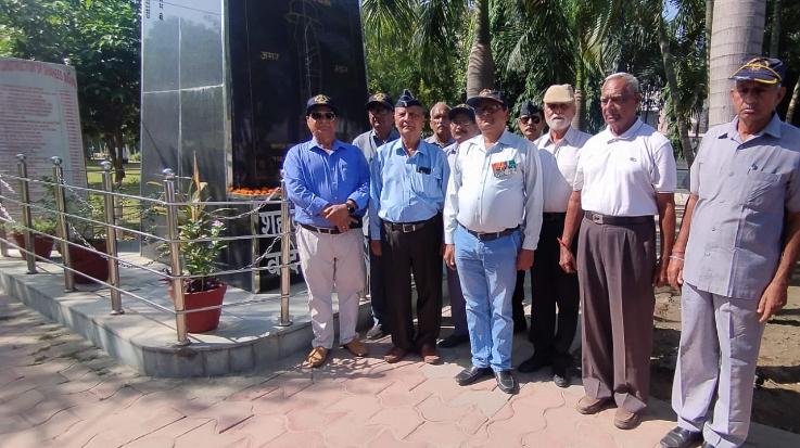 Una: Ex-servicemen pay tribute to martyrs on Air Force Foundation Day