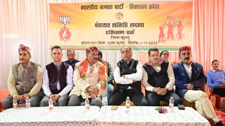 We are ready to sacrifice our lives for Himachal: Jairam Thakur
