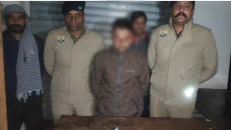 Jawali: Police caught smuggler with 11.11 grams of chitta in jealousy
