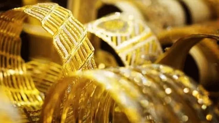Solan: Department recovered gold jewelery worth Rs 83,86,235 from the vehicle.