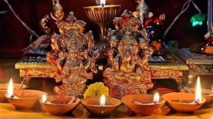 Diwali 2023: Lakshmi Puja will be held on Diwali in this auspicious time with five Rajyoga, such a coincidence happened after years