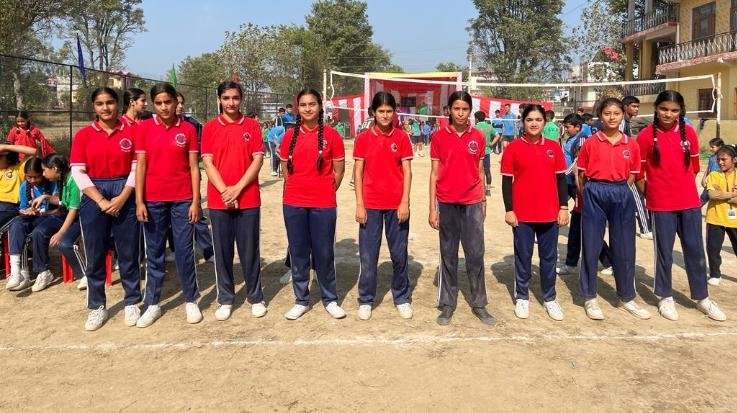 Kunihar: Tagore House won the trophy of best house in SVN School.