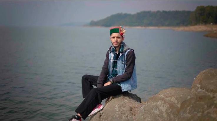 Dehra: Bhatoli Fakoriyan's Anish Sharma's song 'Theke Jo Gijaya' released