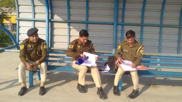 Indora: Dead body of middle aged man found in Kandrori railway station.