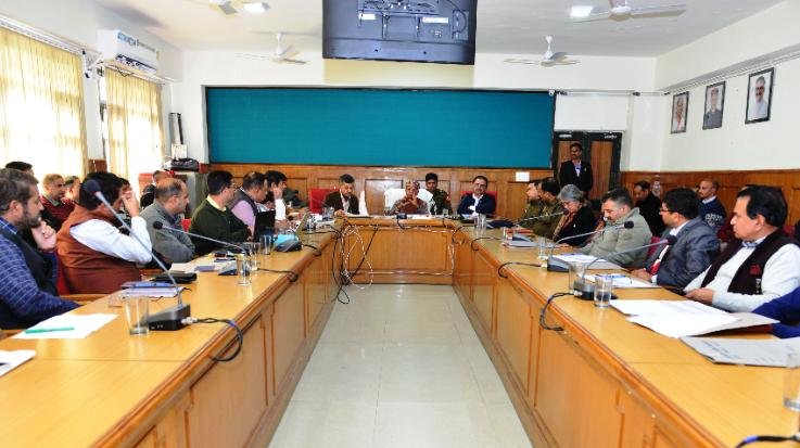 Solan: With everyone's cooperation, Himachal is emerging from the disaster and moving on the path of development again: Shukla.