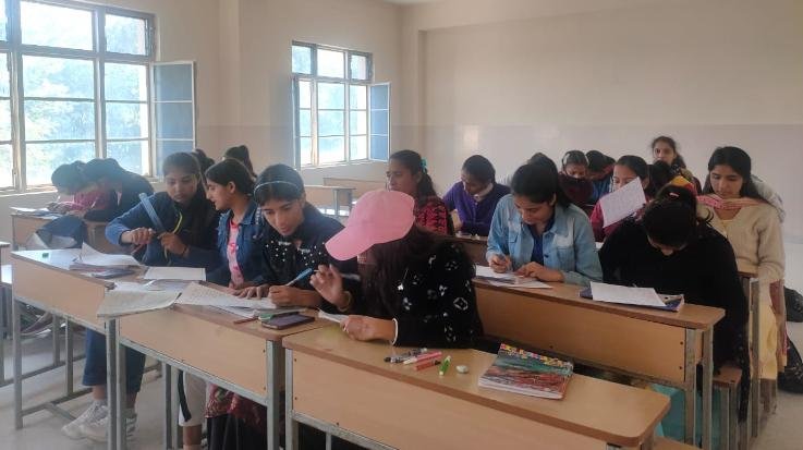 Dehra: Anjana secured first position in essay writing competition in Rakkar College.