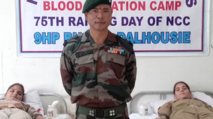 NCC cadets of Indora College donated blood