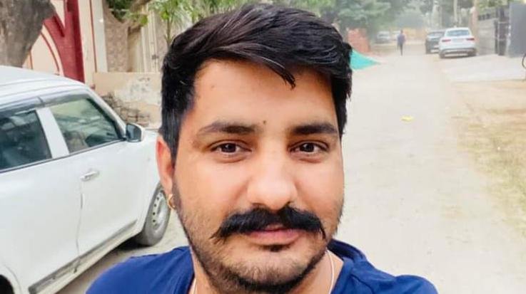 Dehra: Social worker Mukesh complained to TCP about 6 storey building being built in Dehra.