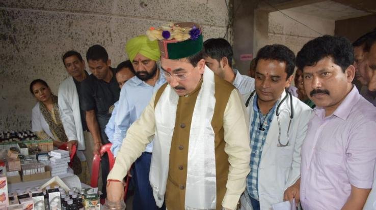 मांगो के चलते की परिवार कल्याण एवं आयुर्वेद मंत्री से मुलाकात