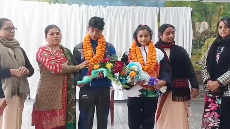 Una: Special Olympics India National and Figure Skating Championship Two promising students of Chamke Prem Ashram