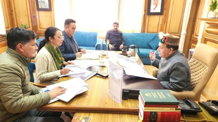 Shimla: Assembly Speaker reviewed the works of Jal Shakti and Road Transport Department.