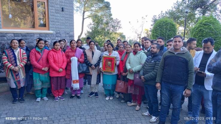 Dharamshala: SMC teachers demand regularization from CM 123