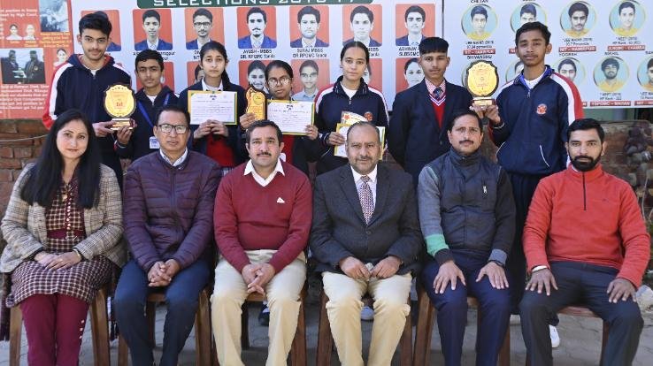 Ghumarwin: Minerva's Abhinav will participate in the national level children's science conference.123