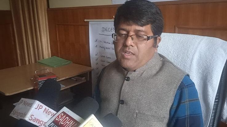 SDM Sangrah held a meeting with officials regarding winter preparations.