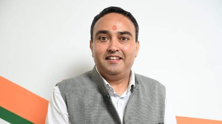 Dharamshala: Government has Rs 23 crores, guarantees have become a noose, entangled the government: Vishwa Chakshu